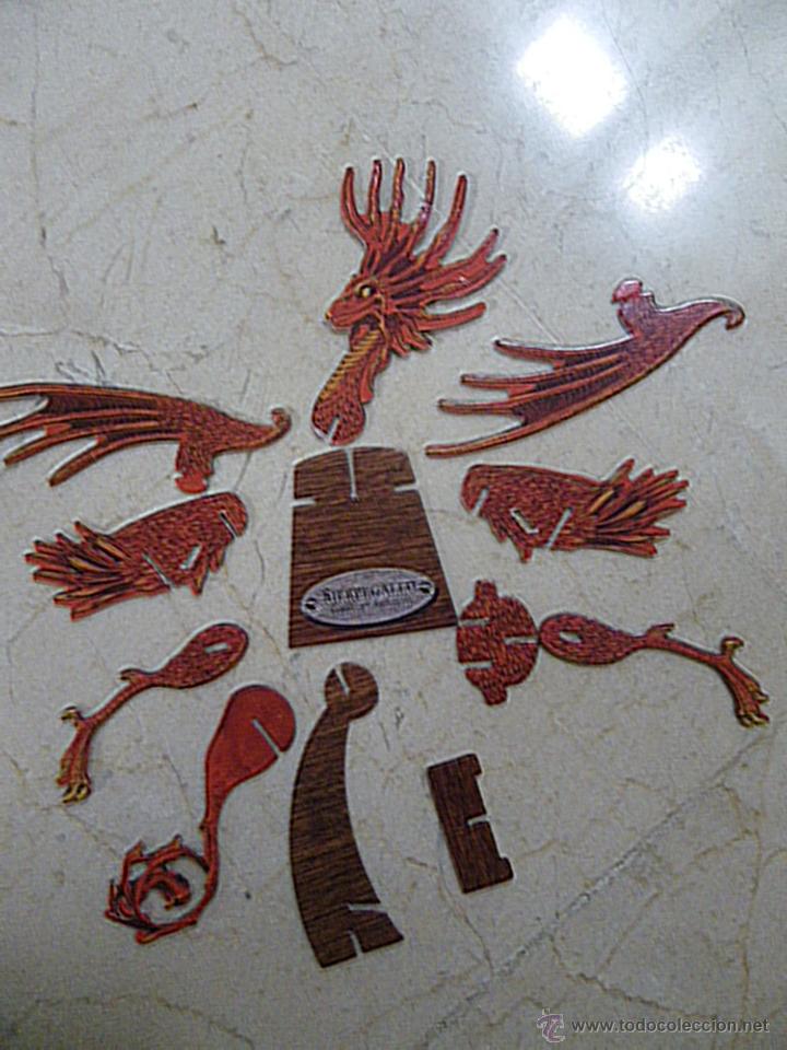 Coleccionismo: Dragon de carton desmontable. Posibilidad de m&aacute;s dragones diferentes.