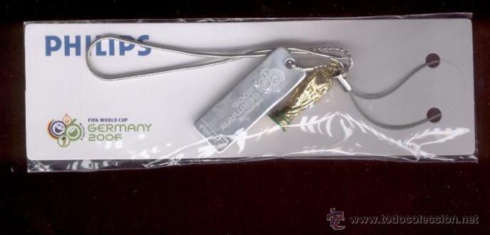 Collecting: PHILIPS - FIFA WORLD CUP GERMANY 2006 - COLGADOR MOVIL CON PLAQUITA Y COPA PROMO
