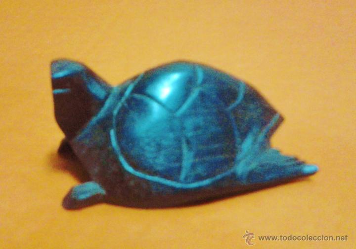 Collecting: miniatura - tortuga - madera noble - artesania africana - casi negra - ver foto - a&ntilde;os 90 -137