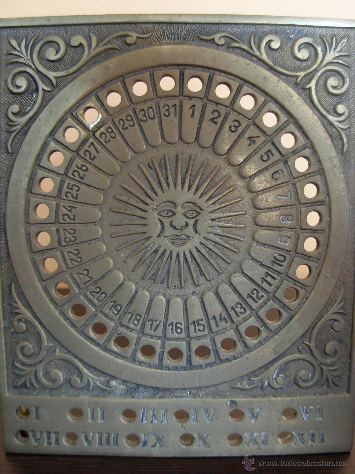 Coleccionismo: Calendario perpetuo de bronce - Foto 2