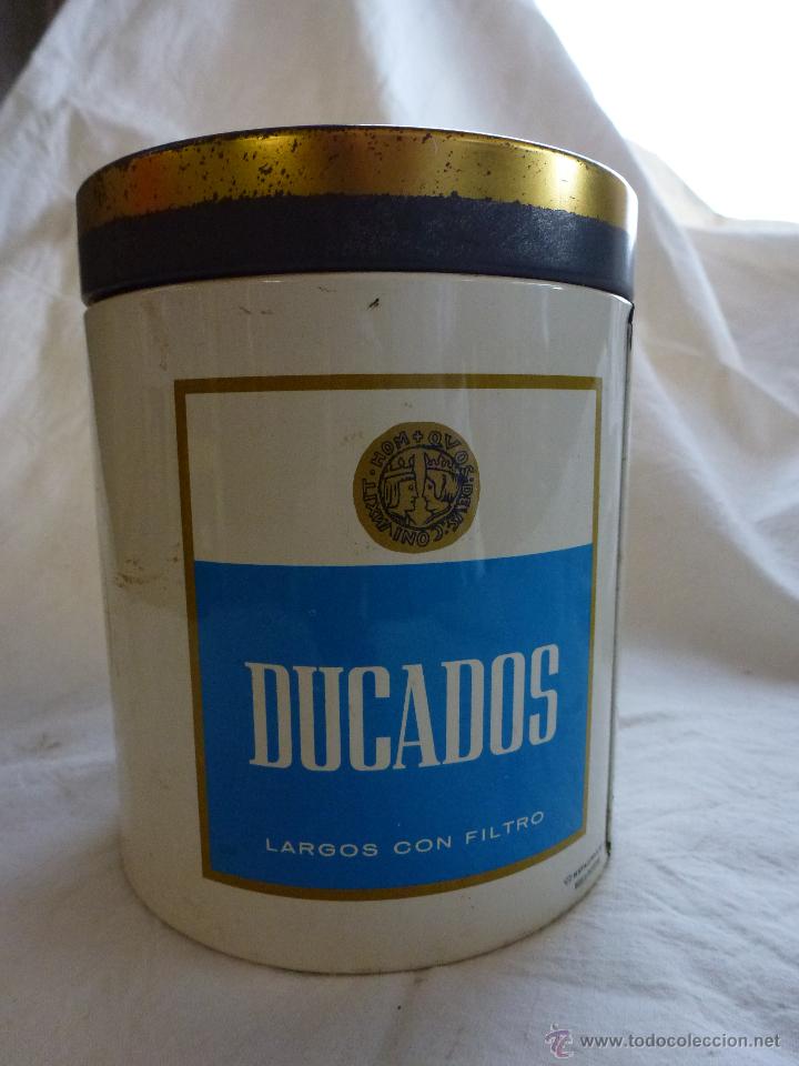 Coleccionismo: Bote de laton para tabaco marca Ducados - Foto 1
