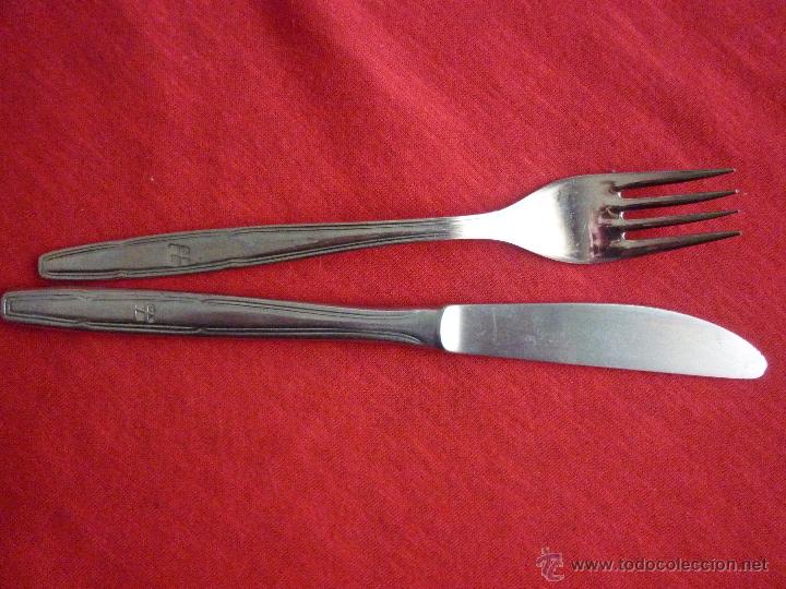 Coleccionismo: CUBIERTOS - TENEDOR Y CUCHILLO DE LINEAS AEREAS IBERIA - A&Ntilde;OS 70' - VINTAGE