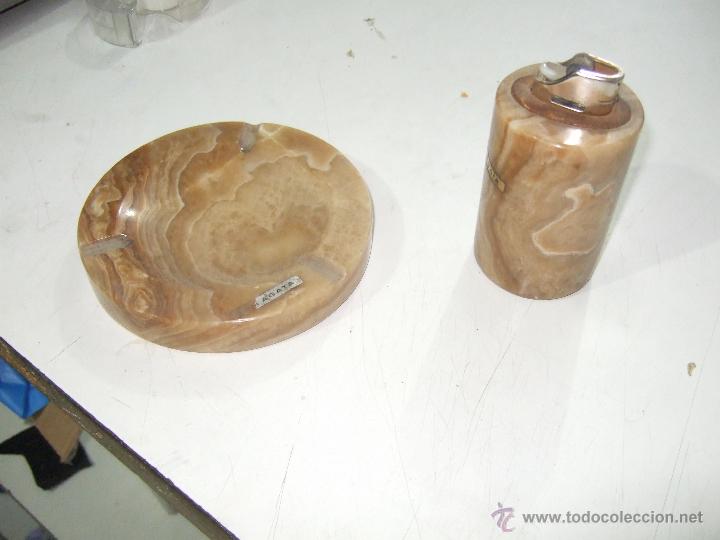 Coleccionismo: CONJUNTO CENICERO Y MECHERO DE MARMOL - Foto 1