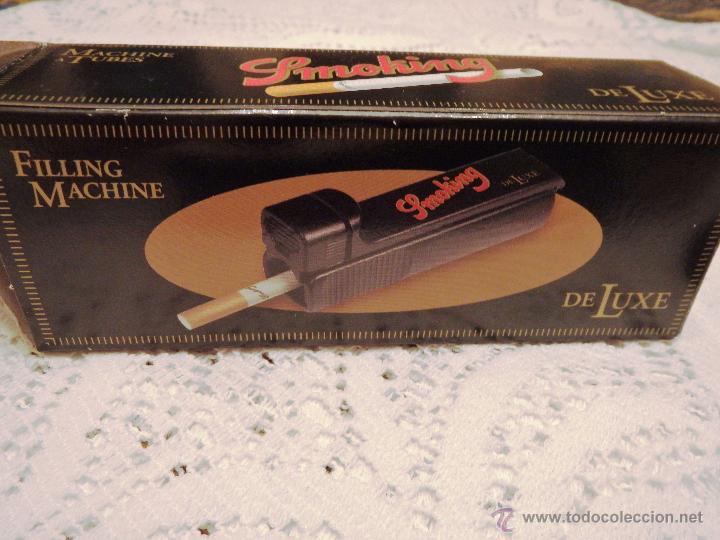 Coleccionismo: MAQUINA PARA EMBOQUILLAR CIGARROS + COMPLEMENTOS - Foto 2