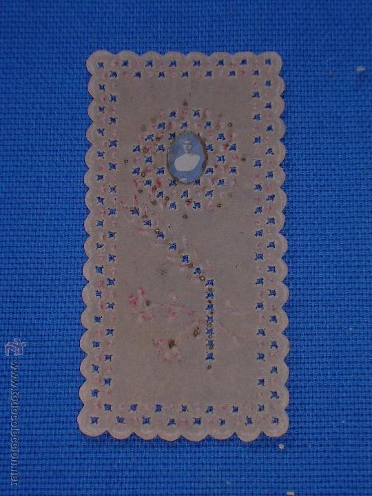 Coleccionismo: ANTIGUA ESTAMPA TROQUELADA CON ENCAJES O PUNTILLAS CON MINI FOTOGRAFIA DE UNA MONJA
