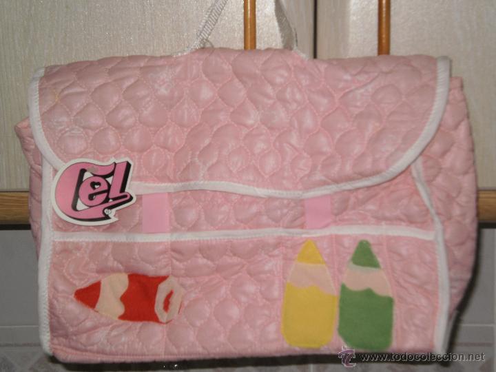 Coleccionismo: CARTERA ESCOLAR INFANTIL TELA GUATEADA , CEL ( MADE IN SPAIN ) A&Ntilde;OS 80 . SIN USO RESTOS DE ALMACEN