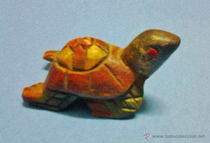 Sammeln: peque&ntilde;a - tortuga - madera tallada a mano - artesanal / arte popular - a&ntilde;os 90 - 111