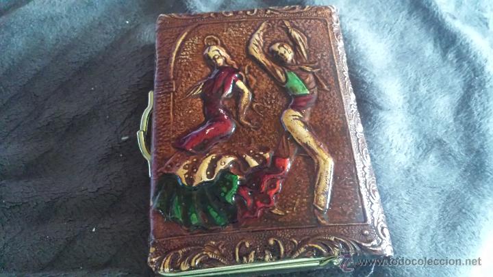 Collecting: CARTERA PARA USO O COLECCI&Oacute;N RELACIONADA CON BAILADORES FLAMENCOS (BAILES ESPA&Ntilde;A ANDALUC&Iacute;A )