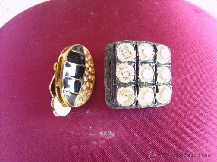 Coleccionismo: **DOS ANTIGUOS PENDIENTES  VINTAGE**PARA COMPLETAR TUS PIEZAS O COLECCION**