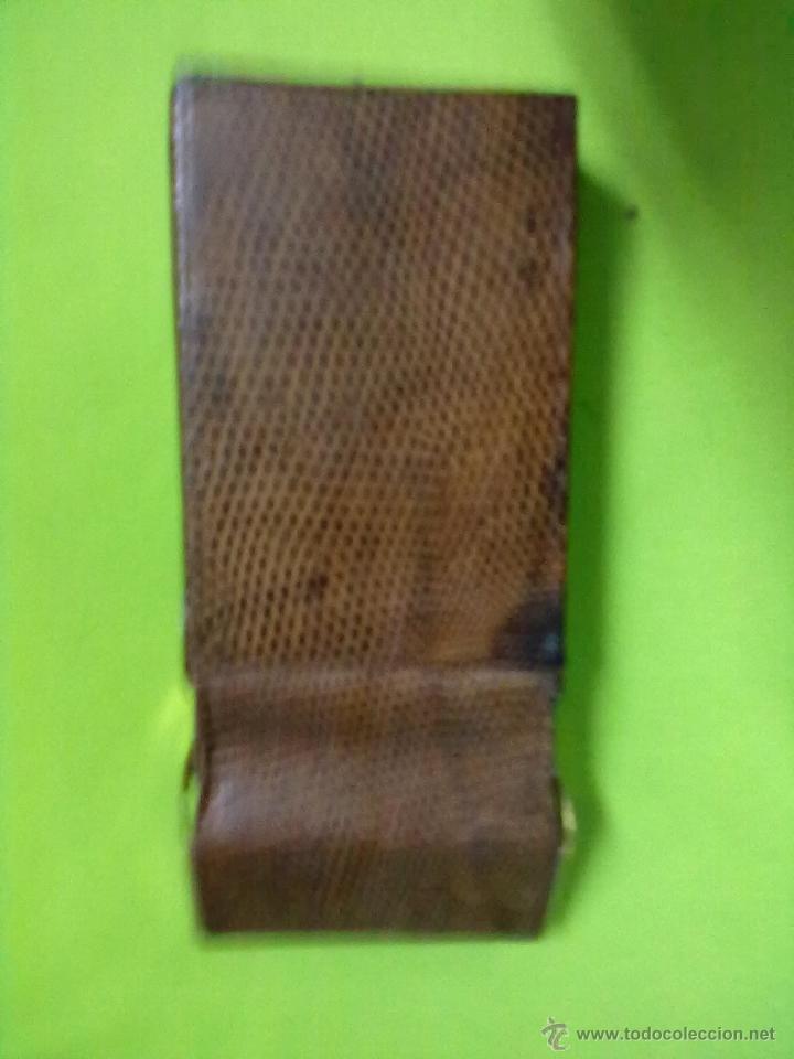 Coleccionismo: PITILLERA EN PIEL DE SERPIENTE. - Foto 4