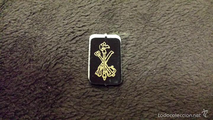 Coleccionismo: PEGATINA ANTIGUA CON EMBLEMA DE LA LEGI&Oacute;N ESPA&Ntilde;OLA