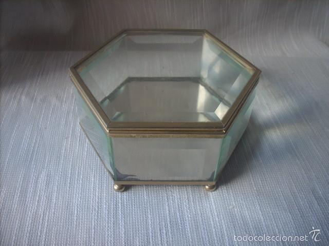 Collectionnisme: Caja hexagonal, de cristal