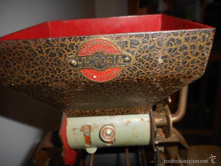 Coleccionismo: M&aacute;quina de liar tabaco Victoria - Foto 6