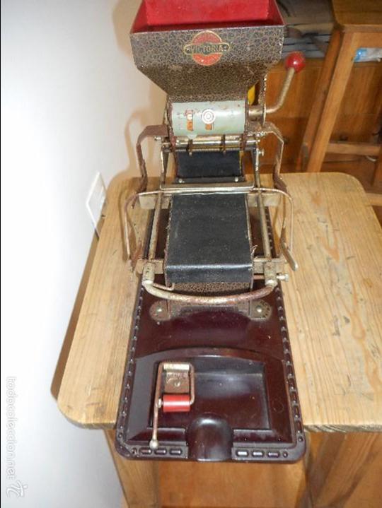 Coleccionismo: M&aacute;quina de liar tabaco Victoria - Foto 7