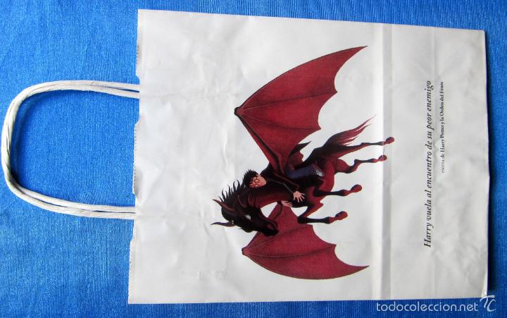 Coleccionismo: BOLSA REGALO DE LA EDITORIAL SALAMANDRA, CON UNA IMAGEN DE HARRY POTTER Y LA ORDEN DEL F&Eacute;NIX.