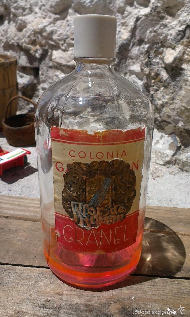 Coleccionismo: BOTELLA DE CRISTAL COLONIA FLOR DE BLASON - GRANEL 1 LITRO