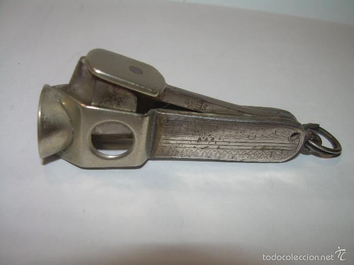 Coleccionismo: ANTIGUO Y BONITO CORTAPUROS DE.... PLATA. - Foto 3