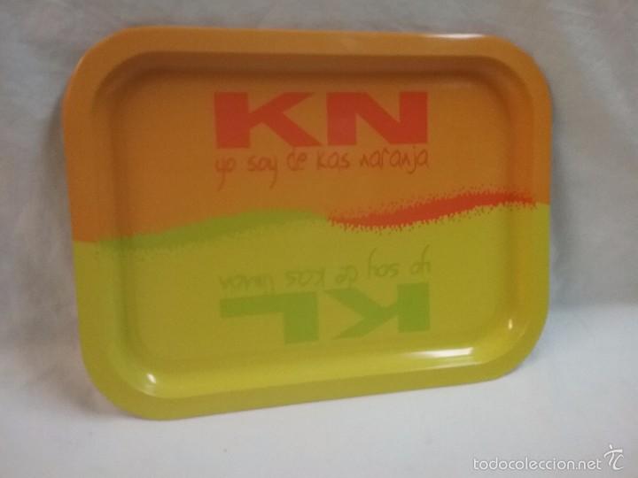Coleccionismo: BANDEJA  MET&Aacute;LICA PUBLICIDAD DE KAS NARANJA Y LIM&Oacute;N