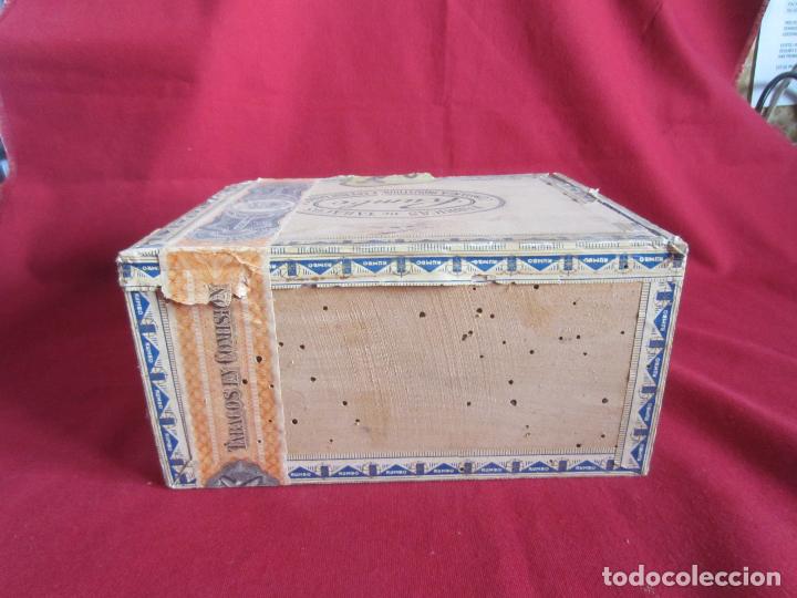 Coleccionismo: ANTIGUA CAJA DE TABACO - RUMBO - Foto 3