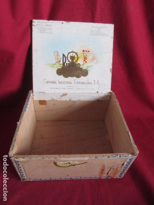 Coleccionismo: ANTIGUA CAJA DE TABACO - RUMBO - Foto 5