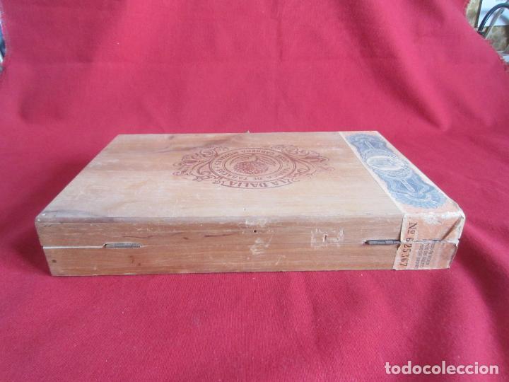 Coleccionismo: ANTIGUA CAJA DE TABACO - LA DALIA - Foto 5