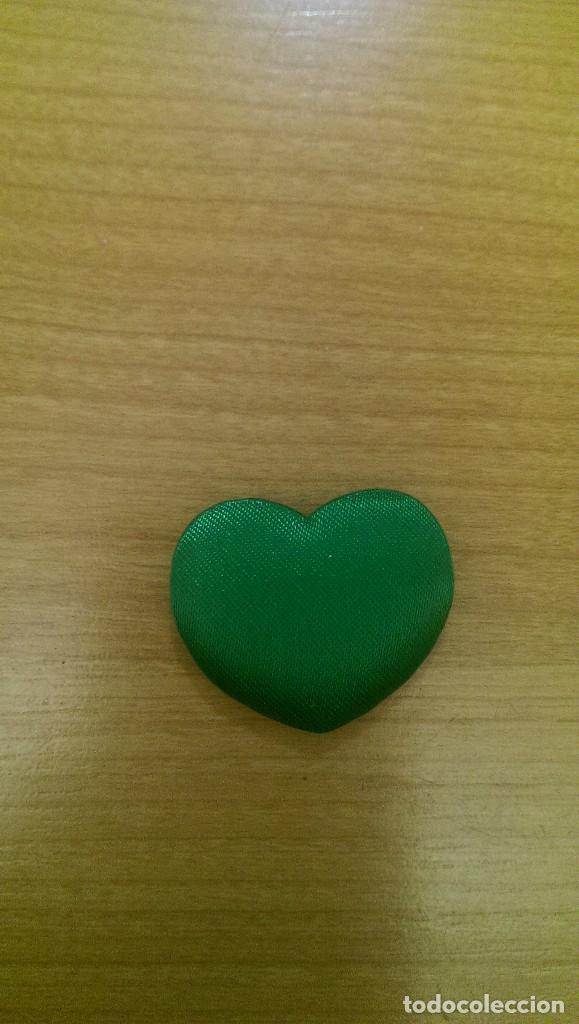 Coleccionismo: APLICACI&Oacute;N DE TELA ACOLCHADA &laquo;CORAZ&Oacute;N VERDE&raquo; - Foto 1