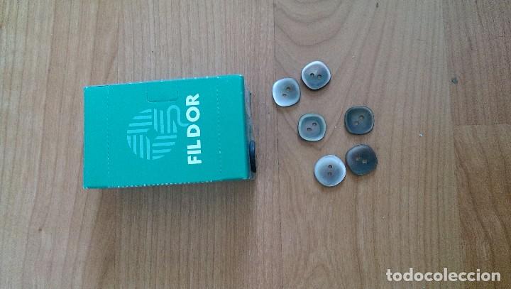 Collectionnisme: BOTONES