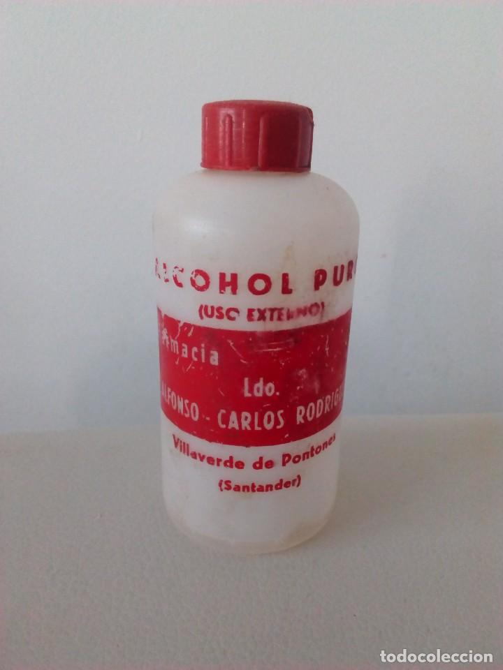 Coleccionismo: Bote de alcohol puro. Villaverde de Pontones.