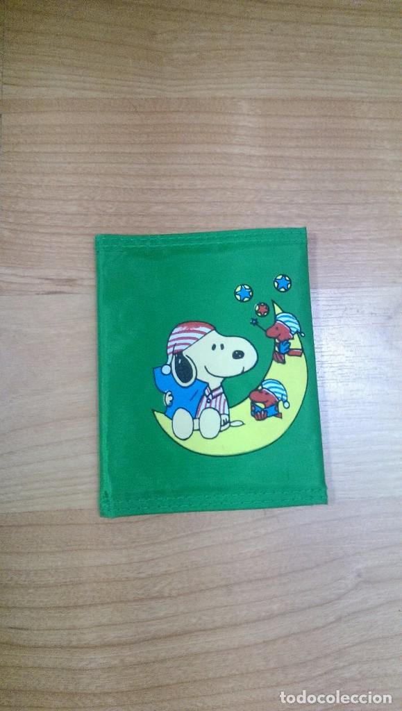 Coleccionismo: CARTERA MONEDERO SNOOPY VERDE - Foto 1