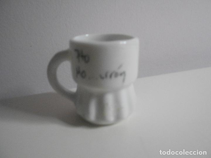 Collezionismo: Taza peque&ntilde;a. Recuerdo de Mazarr&oacute;n. Murcia.