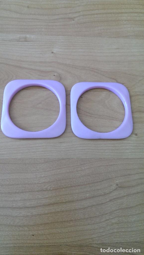 Coleccionismo: CONJUNTO 2 PULSERAS CUADRADAS ROSA