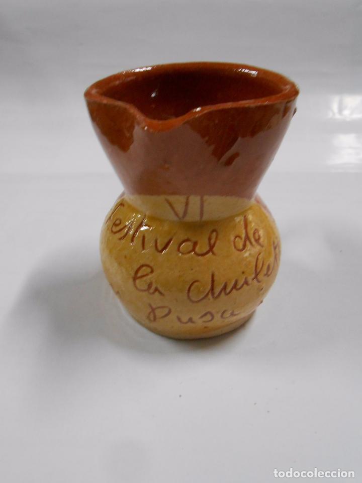 Coleccionismo: JARRITA DE CERAMICA VI FESTIVAL DE LA CHULETA. PB18