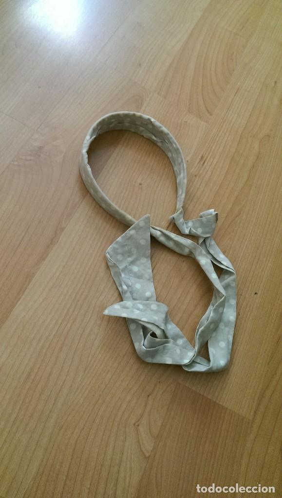Sammeln: DIADEMA GRIS CON LAZO LARGO