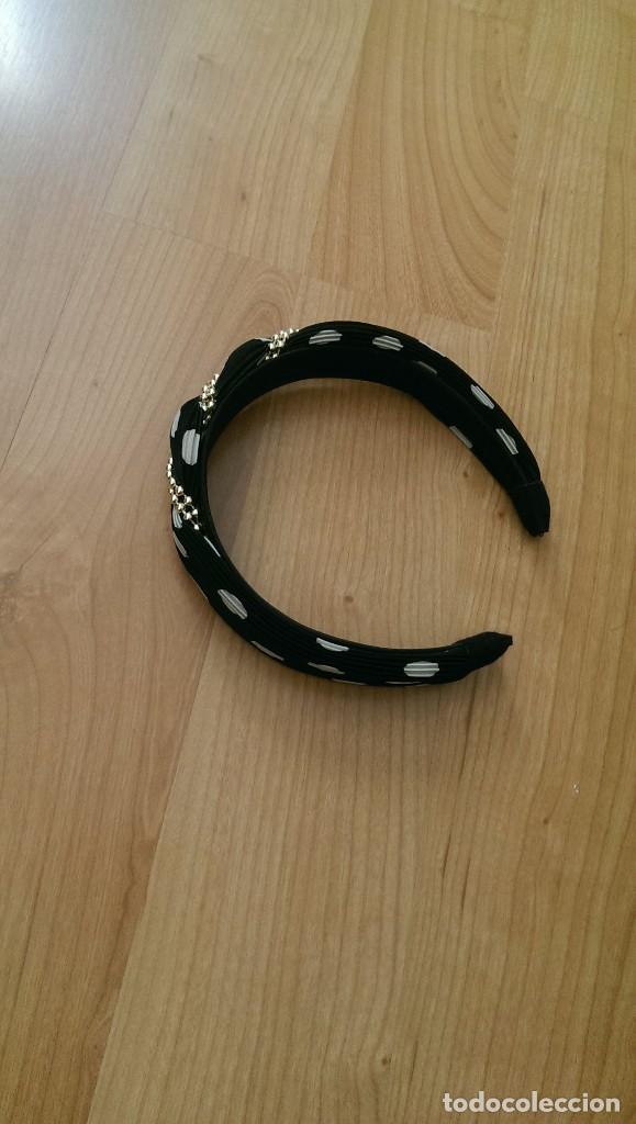 Sammeln: DIADEMA NEGRA Y PLATEADA