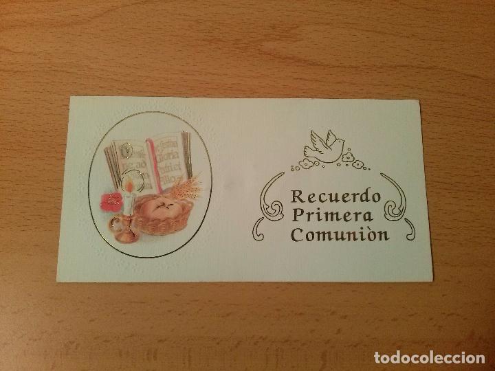 Collecting paper: Tarjeta estampa religiosa recuerdo primera comuni&oacute;n. Biblia, pan y vela. A&ntilde;os 80/90.