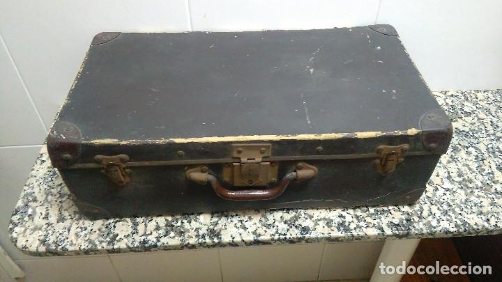Coleccionismo: ANTIGUA MALETA DE CARTON MEDIDADS 50 X 27 X 15