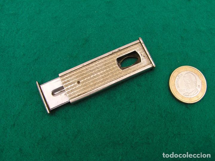 Coleccionismo: Cortapuros rectangular con cuchilla deslizante. - Foto 1