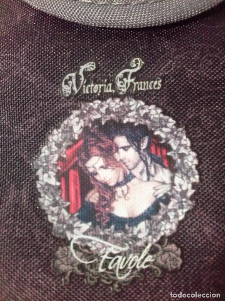 Coleccionismo: Antigua funda para m&oacute;vil Favole Victoria Franc&eacute;s. Importado por la marca Enri.