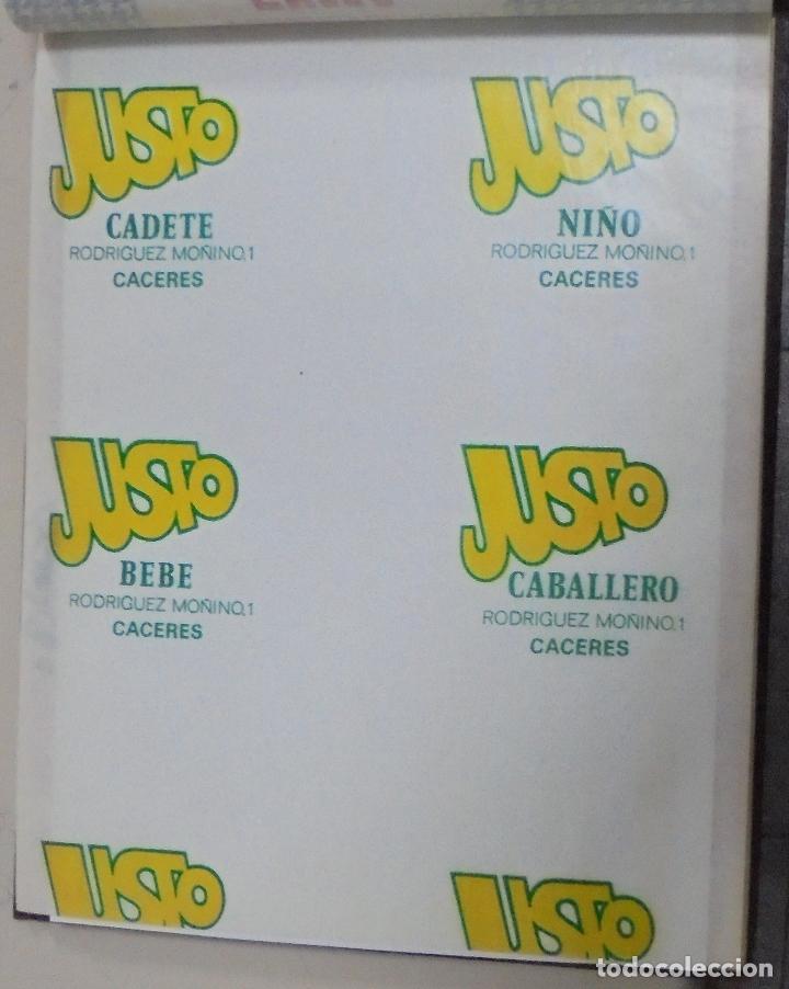 Collecting paper: PLIEGO DE PAPEL. ESTABLECIMIENTOS JUSTO. CACERES. 35 X 28CM