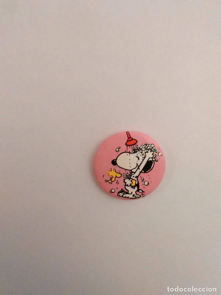 Coleccionismo: CHAPA MET&Aacute;LICA SNOOPY (MIDE 2,5 CM DE DI&Aacute;METRO)