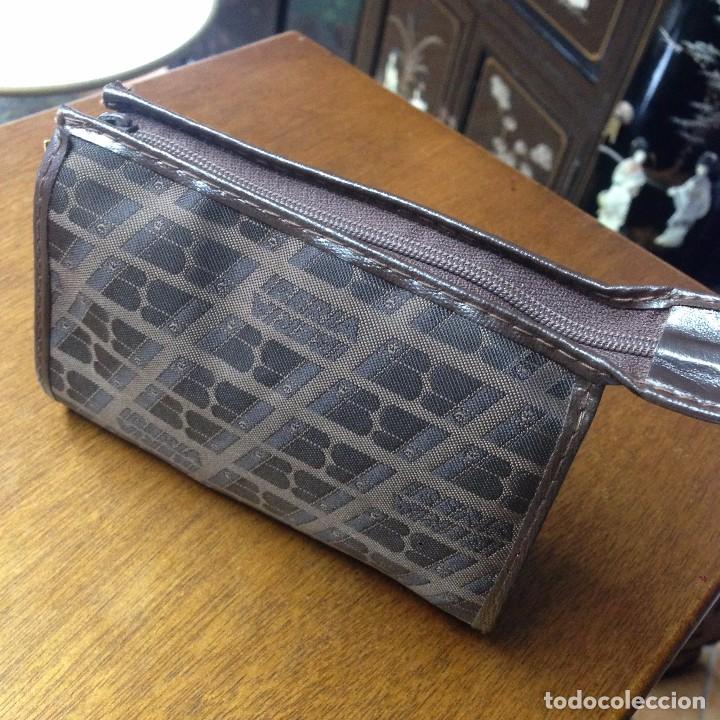 Coleccionismo: Estuche tipo neceser de IBERIA ideal para monedero, esta VACIO