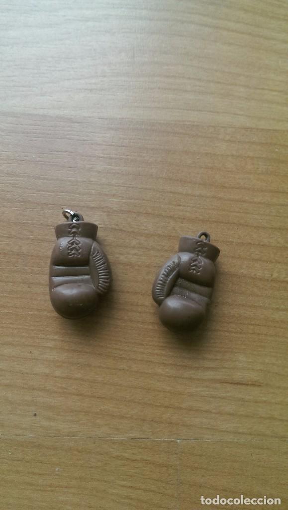 Coleccionismo: GUANTES DE BOXEO MINIATURA - Foto 1