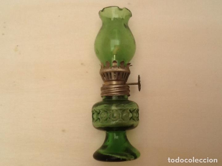 Coleccionismo: Miniatura de quinqu&eacute; de cristal - Foto 1