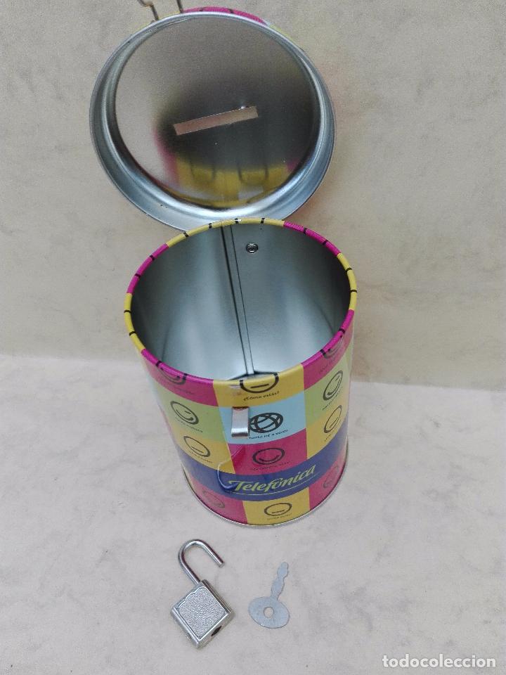 Coleccionismo: HUCHA DE TELEFONICA CON SU LLAVE Y CANDADO - Foto 2