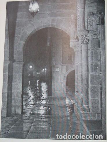 Collecting paper: SANTIAGO DE COMPOSTELA UNA CALLE ANTIGUA LAMINA HUECOGRABADO A&Ntilde;OS 40