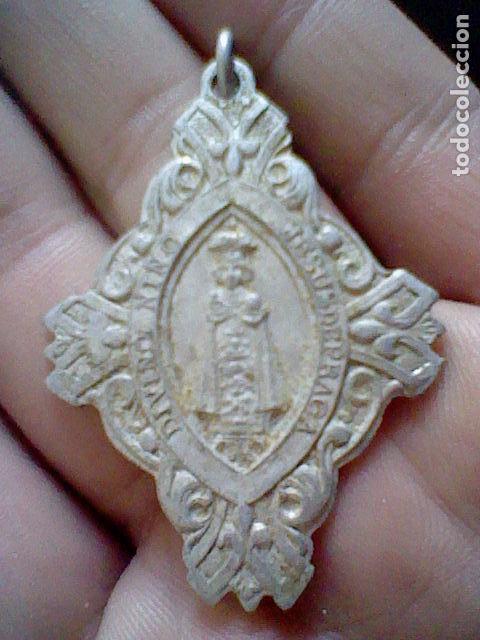 Coleccionismo: antigua medalla divino ni&ntilde;o jesus praga y purisima concepcion