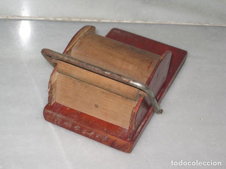 antigua maquina para liar tabaco - portatil mad - Acquista Altri oggetti  antichi per fumare su todocoleccion