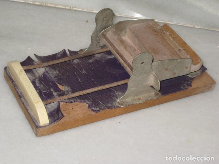 antigua maquina para liar tabaco - portatil mad - Acquista Altri oggetti  antichi per fumare su todocoleccion