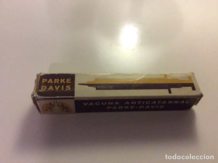 Coleccionismo: Vacuna anticatarral Parke Davis jeringa en caja medicina h ico jena glass