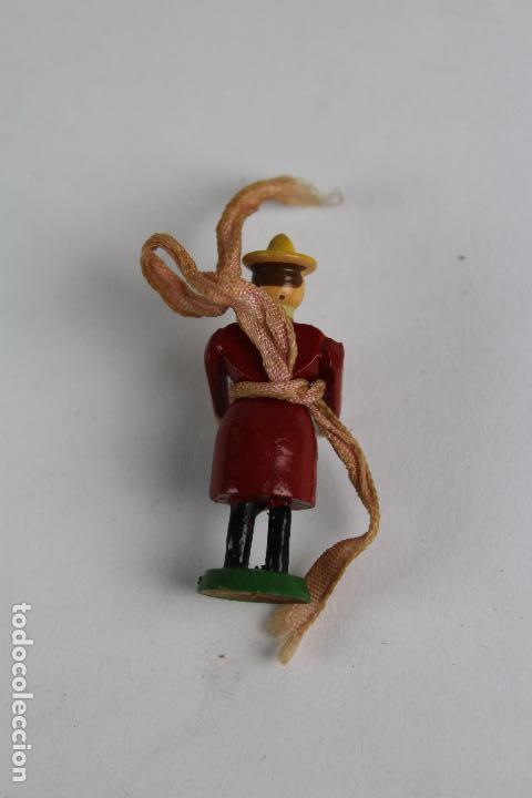 Coleccionismo: MIN-10. MINIATURA EN MADERA PINTADA. - Foto 2